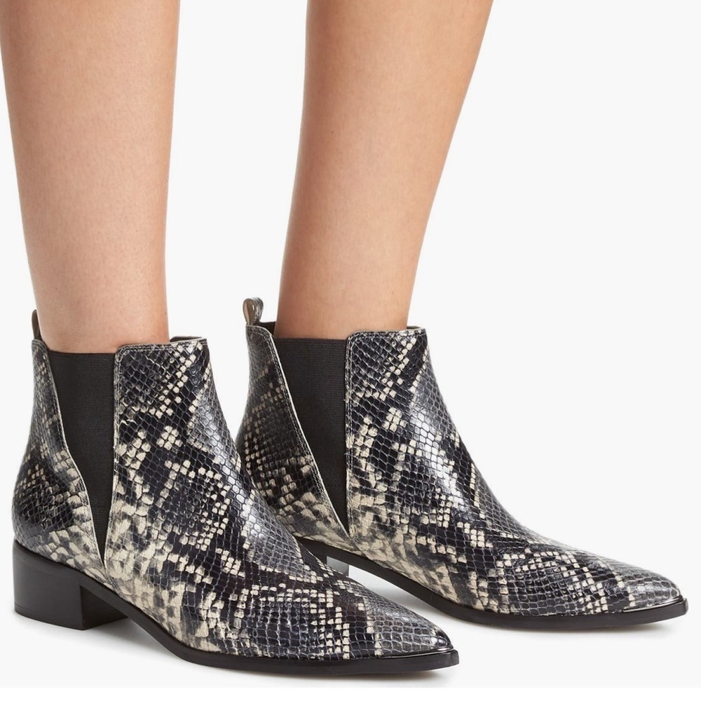 Marc Fisher Black and Cream Snakeskin Patterned Ankle Boots size 8